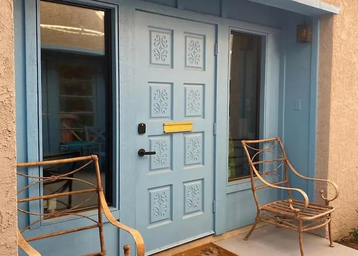 Trendy 1b 1ba Private - Walkable To Old Town 3*